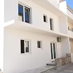 Verdina شقة *