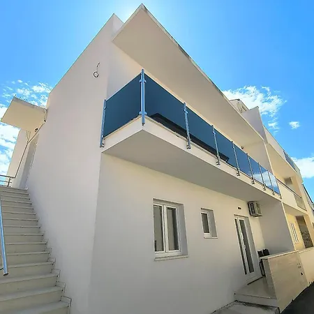 Verdina